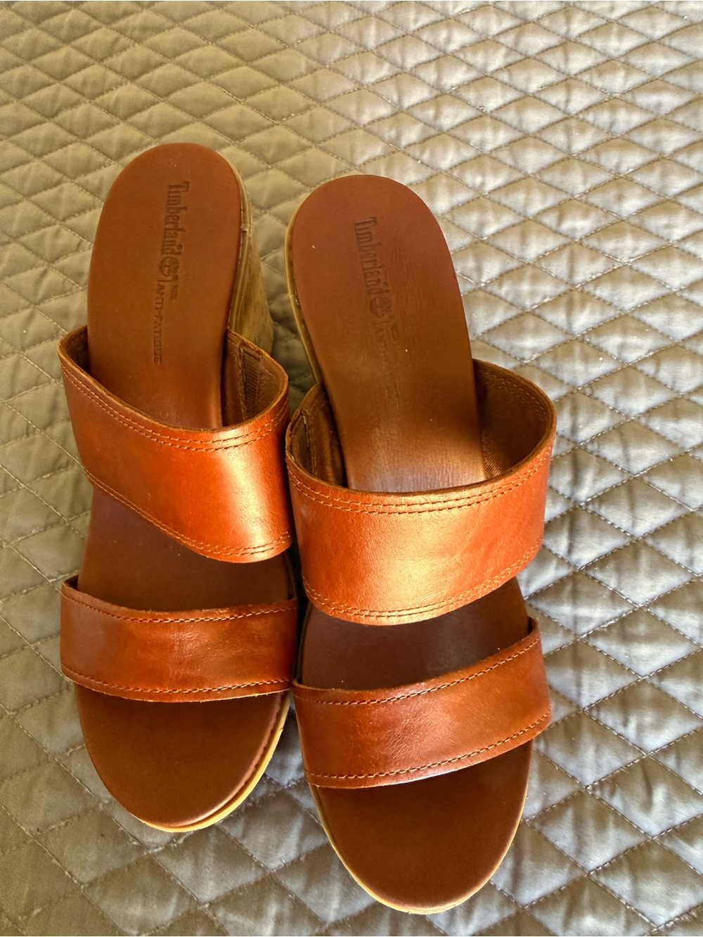 Brand New -- Timberland Women’s Cognac Double-Band Platform Roslyn Slide - Picture 2 of 6
